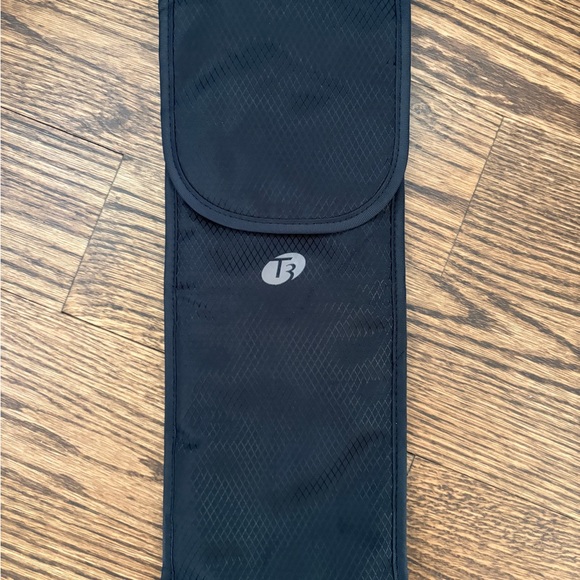 T3 Micro • White Rose Gold • SinglePass Curl • 1.25" • #77581 • CERAMIC • SLEEK - Picture 4 of 4